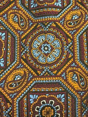 Jos. A. Bank Silk Geometric Medallion Paisley Motif Men’s Necktie